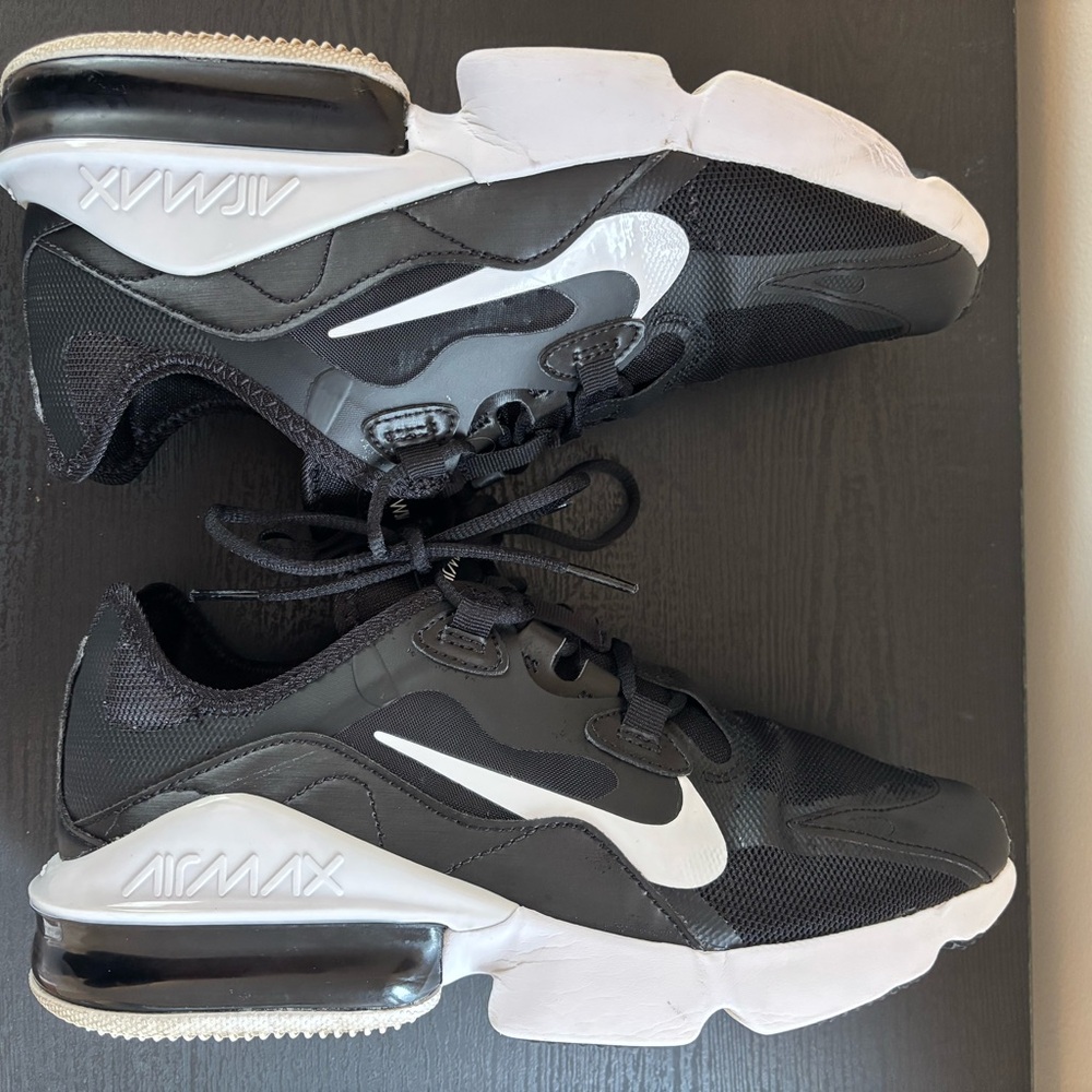 Nike Black and White Women's Air Max Sneakers - Picture 5 of 7